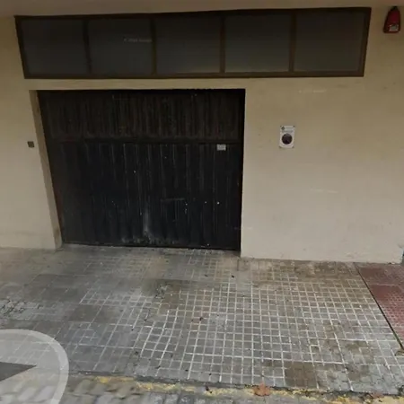 San Felipe Neri Free Parking