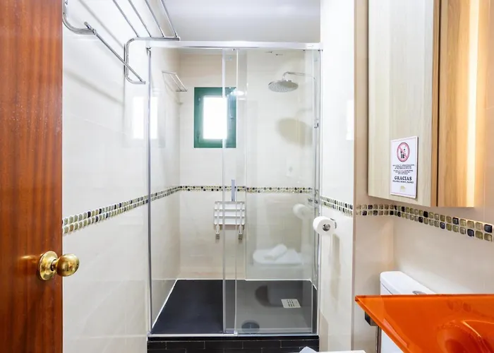 San Felipe Neri Free Parking * Кадіс